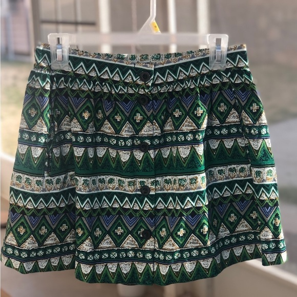 Forever 21 Dresses & Skirts - Green Patterned Skirt; Size: Juniors Medium; Forever 21